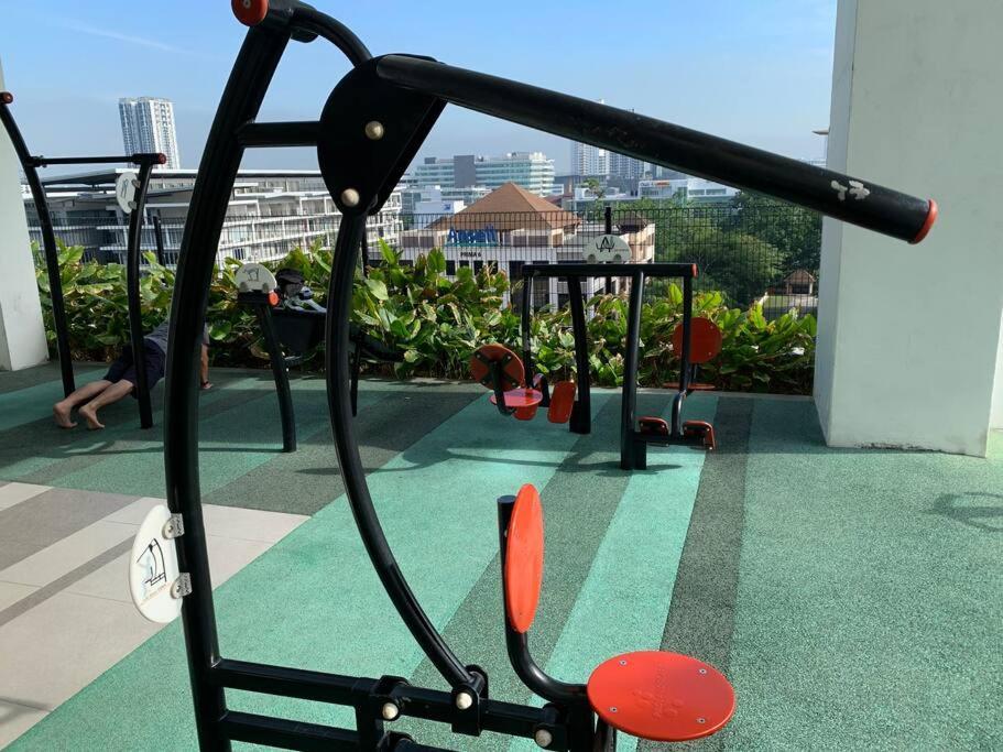 Stylish Romantic Couples Getaway - Netflix&Relax 7 Cyberjaya Exterior photo